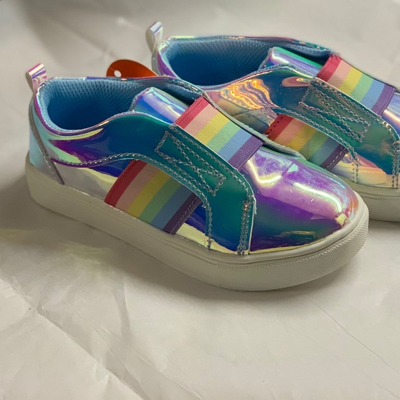 Wonder Nation Iridescent Shiny Toddler Casual Shoe - Picture 8 of 10